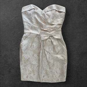 Vintage Y2K Taboo Strapless Cream Gold Jacquard Formal Mini Dress Women's sz S